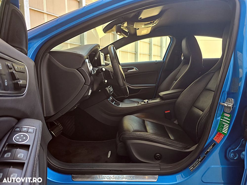 Mercedes-Benz A 220 d 7G-DCT AMG Line - 21