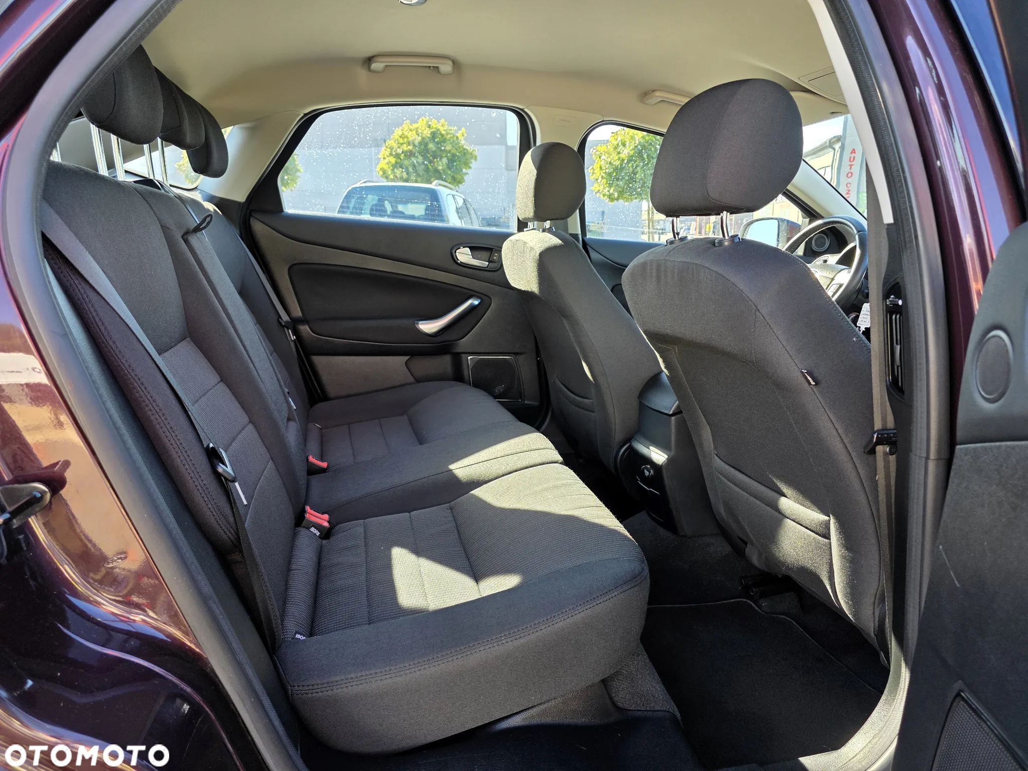 Ford Mondeo 2.0 FF Titanium - 8