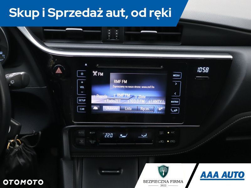 Toyota Auris - 14