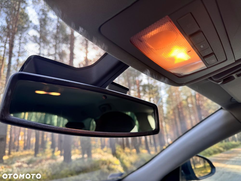Opel Insignia - 24