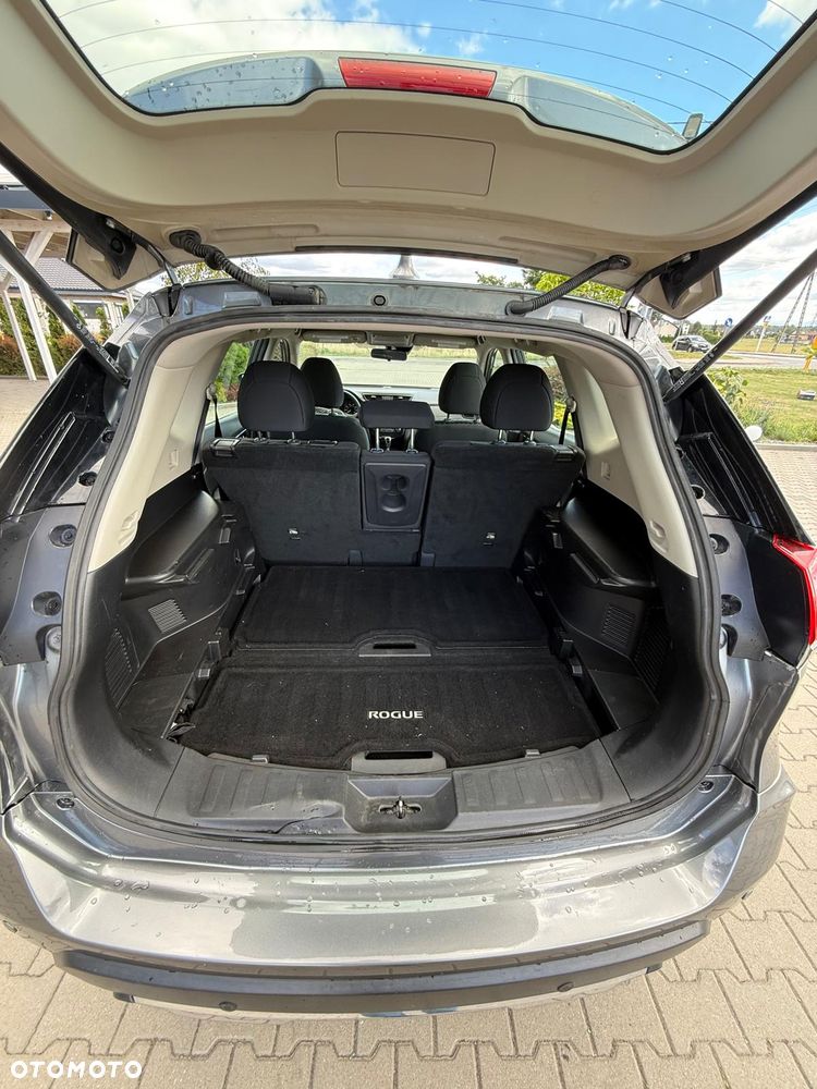 Nissan Rogue - 16