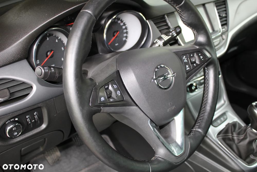 Opel Astra - 14