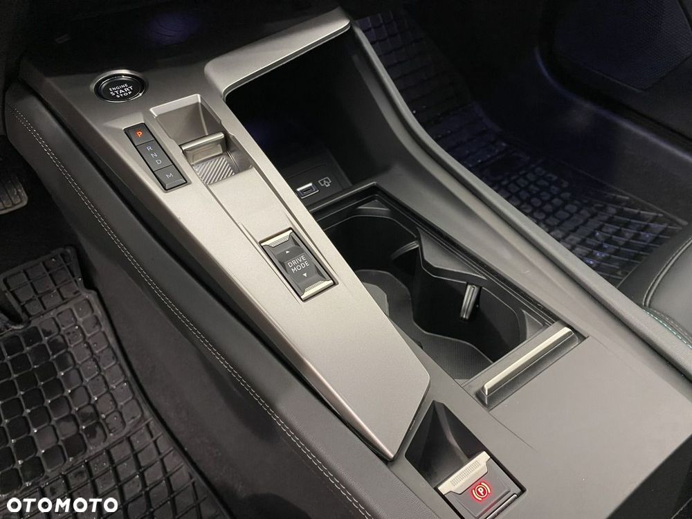 Peugeot 408 1.2 PureTech Allure S&S EAT8 - 18