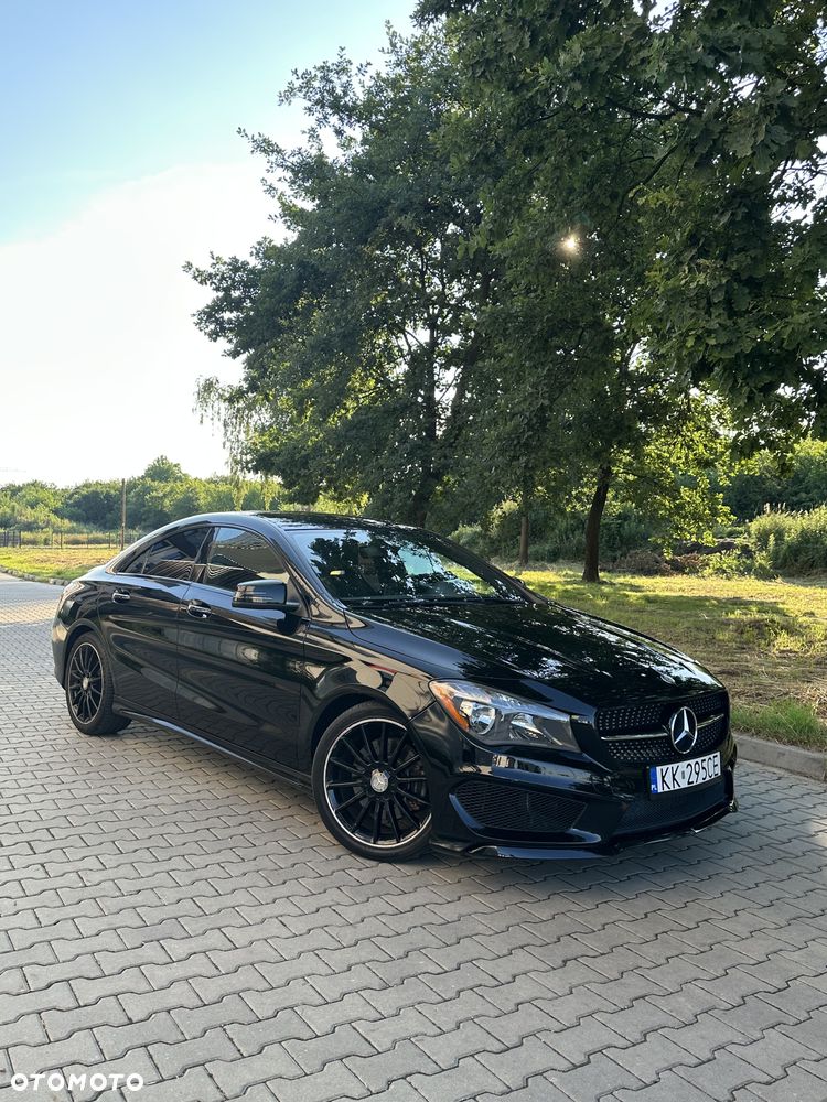 Mercedes-Benz CLA 250 7G-DCT AMG Line - 1