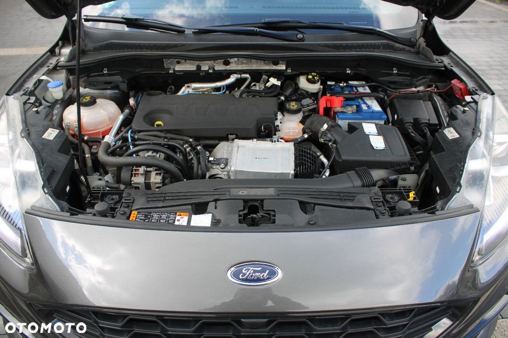 Ford Kuga - 12