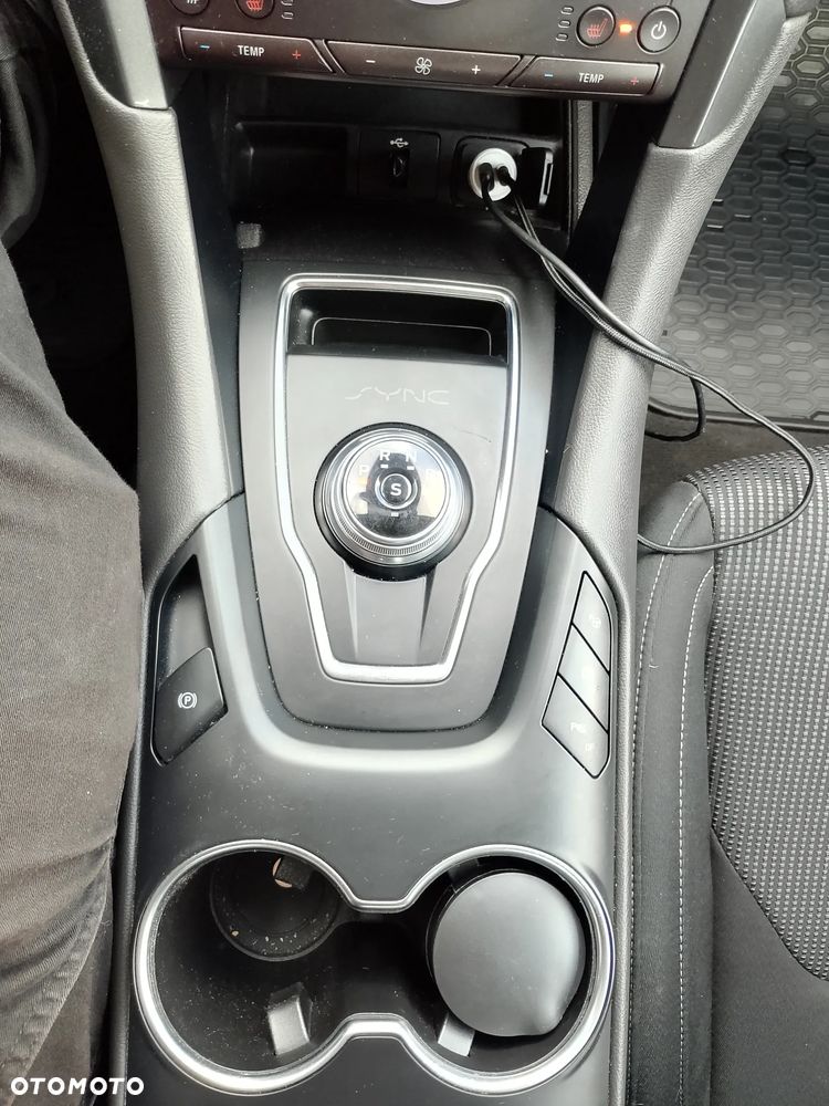 Ford Mondeo 2.0 EcoBlue Titanium - 29