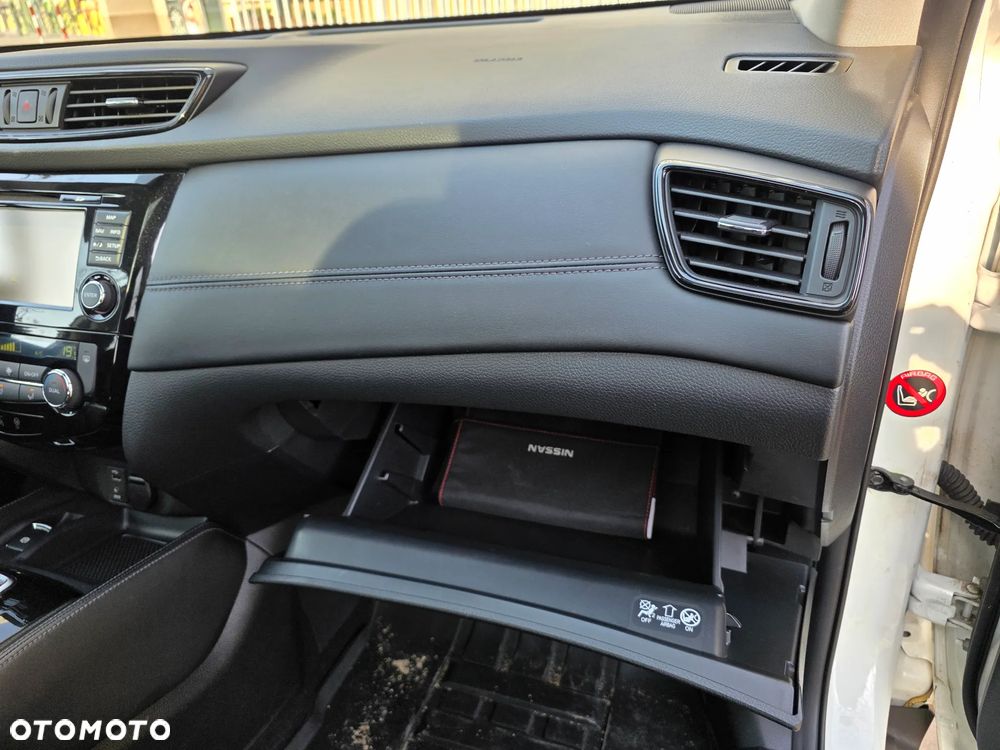 Nissan X-Trail 1.3 DIG-T N-Connecta 2WD DCT - 37