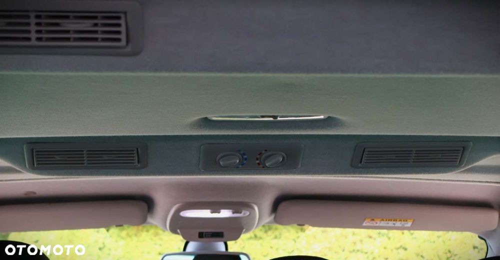 Opel Vivaro - 22