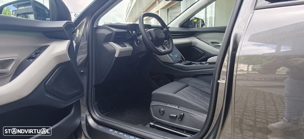 Ford Explorer 77 kWh Premium - 6