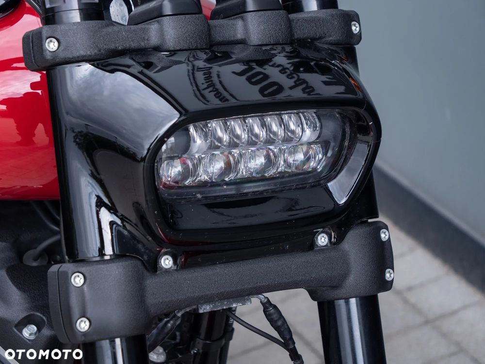 Harley-Davidson Softail Fat Bob - 19