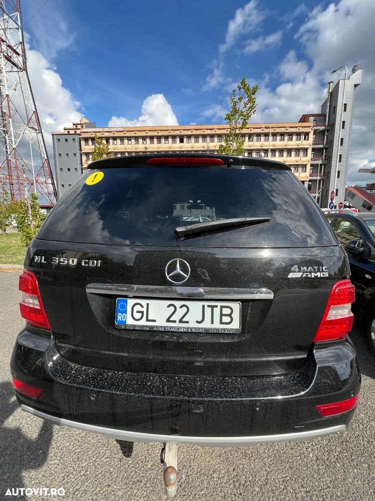 Mercedes-Benz ML - 11