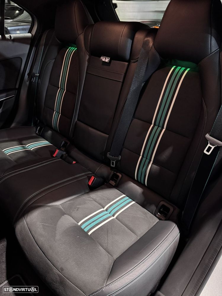 Mercedes-Benz A 45 AMG 4Matic Speedshift 7G-DCT PETRONAS 2015 World Champion Edition - 20