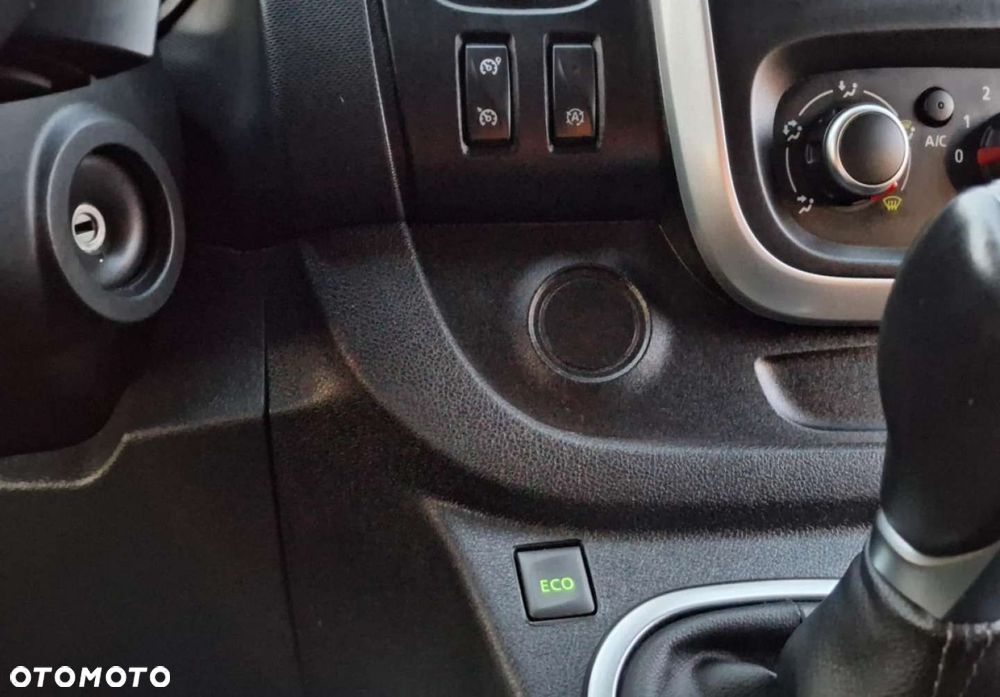 Renault Trafic - 20