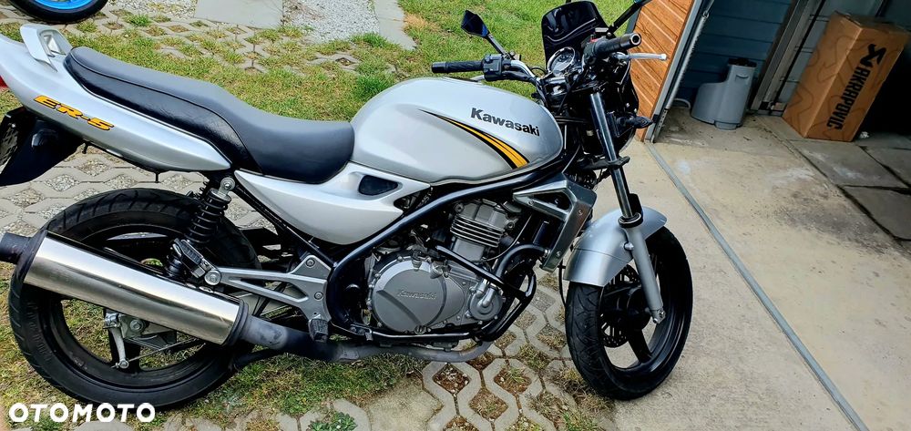 Kawasaki ER - 7