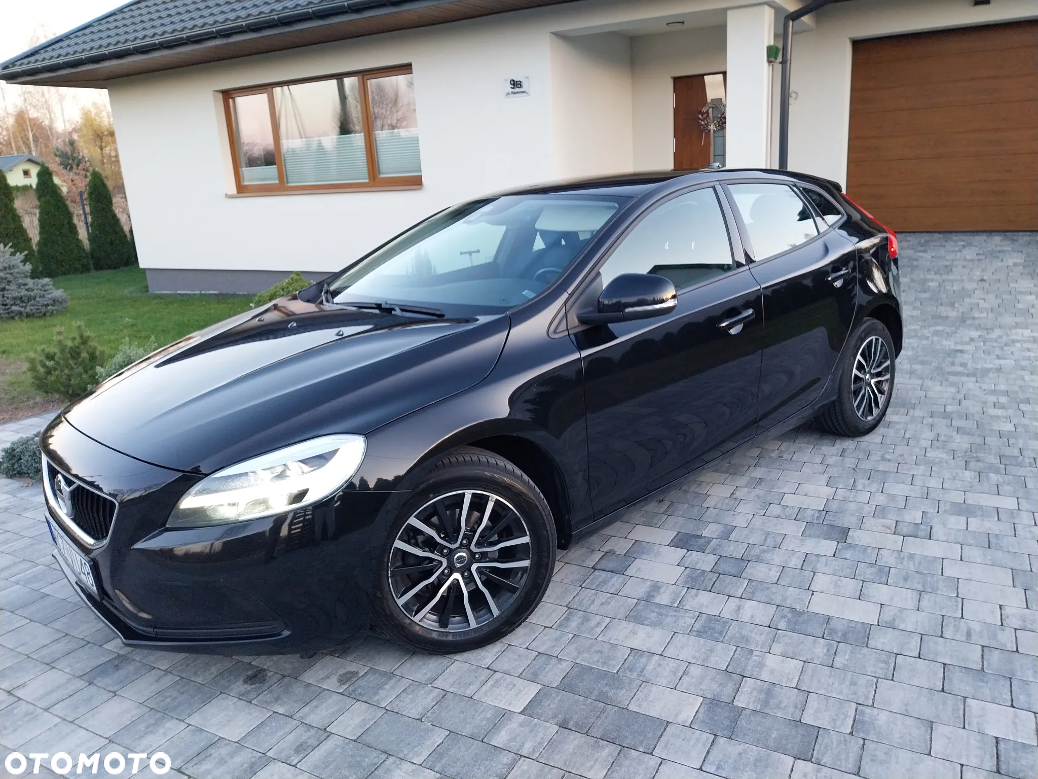 Volvo V40 D2 Drive-E Dynamic Edition - 2