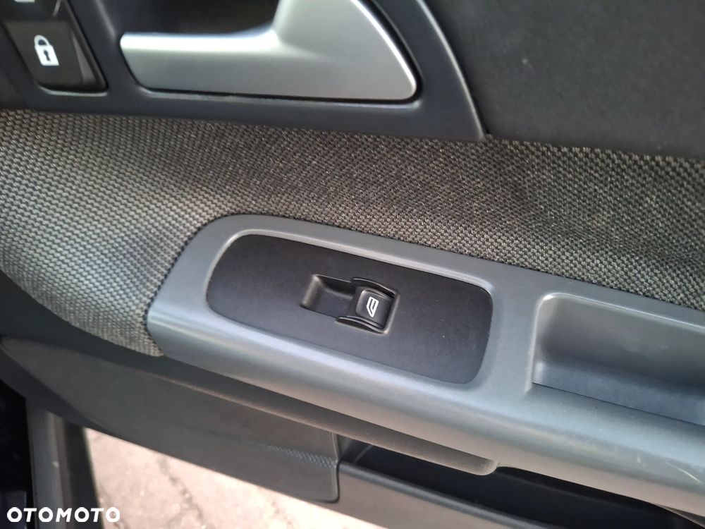 Volvo C30 D2 DRIVe Kinetic - 35