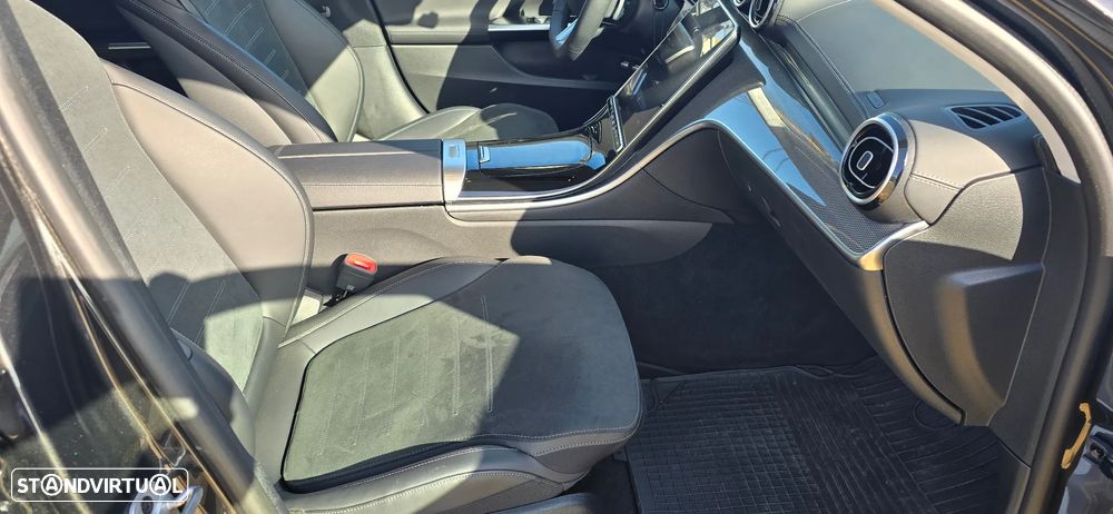 Mercedes-Benz C 300 e AMG Line - 42