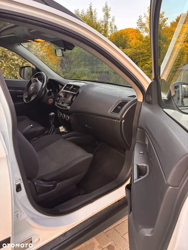 Mitsubishi ASX 1.6 Blue Sky Edition - 9