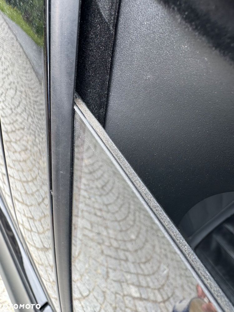 BMW Seria 7 740d xDrive - 16