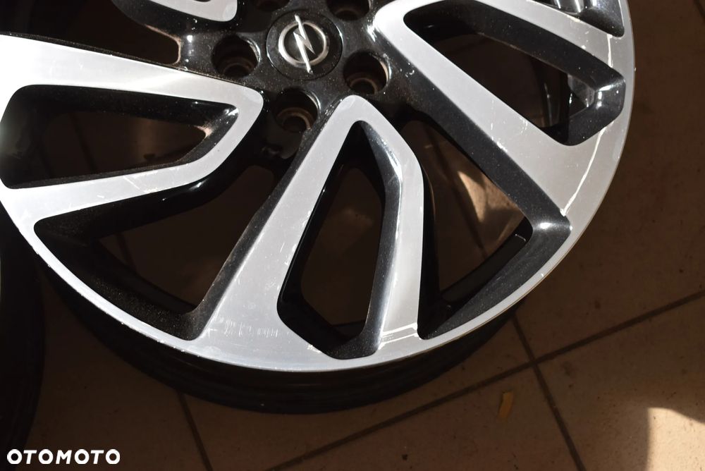 Felgi aluminiowe Opel 7,5Jx19 5x108 - 7