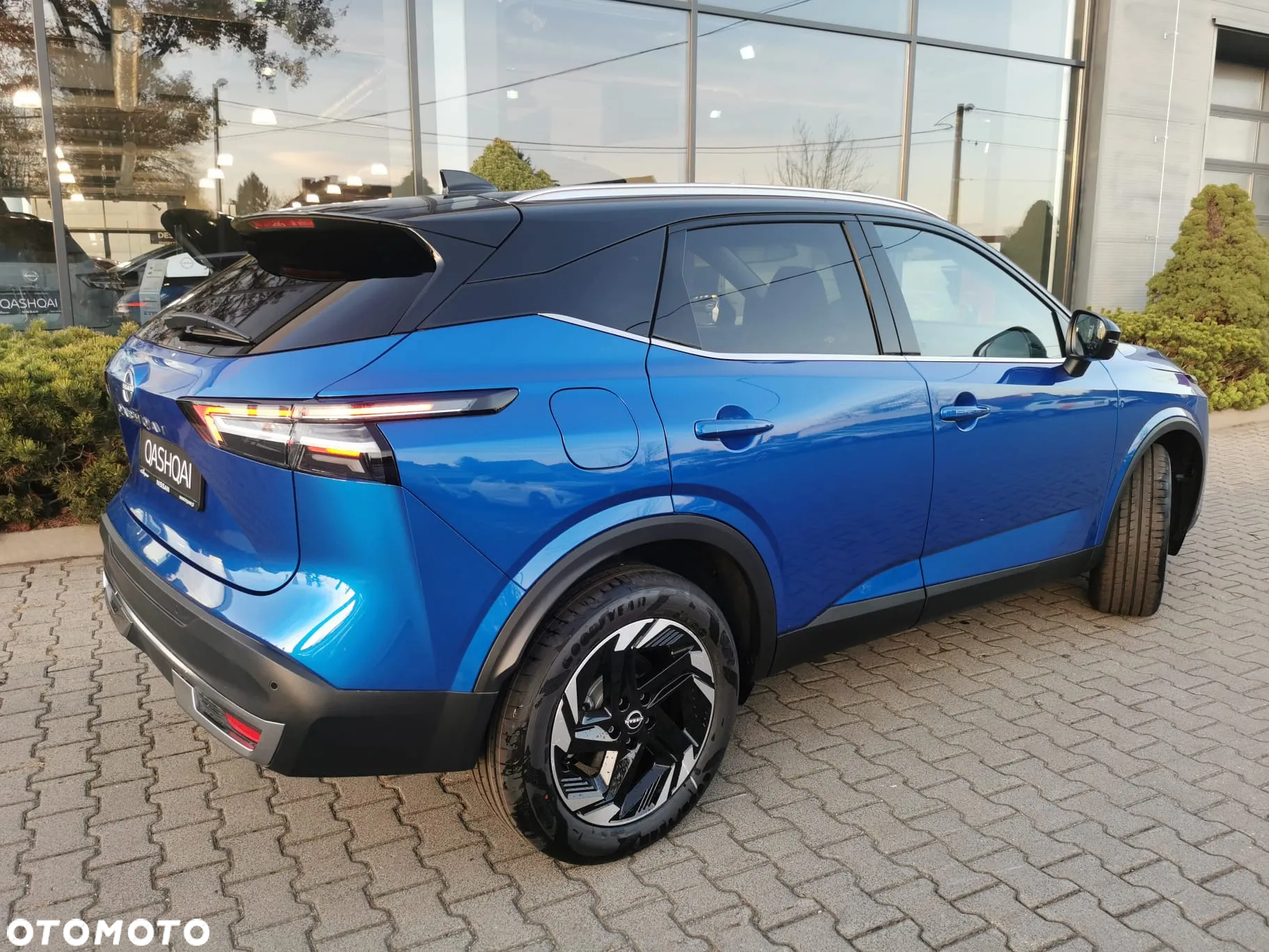 Nissan Qashqai - 4