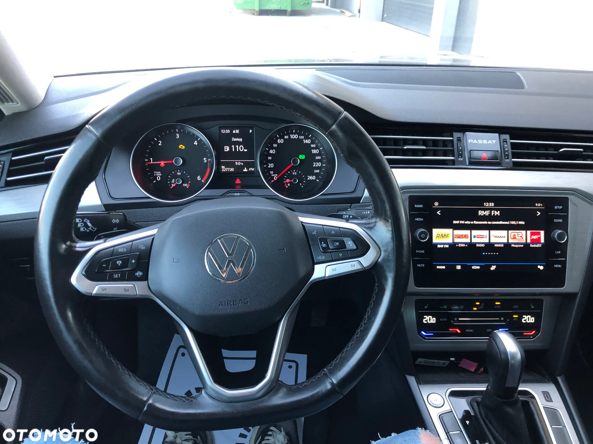 Volkswagen Passat Variant 2.0 TDI SCR DSG Business - 10