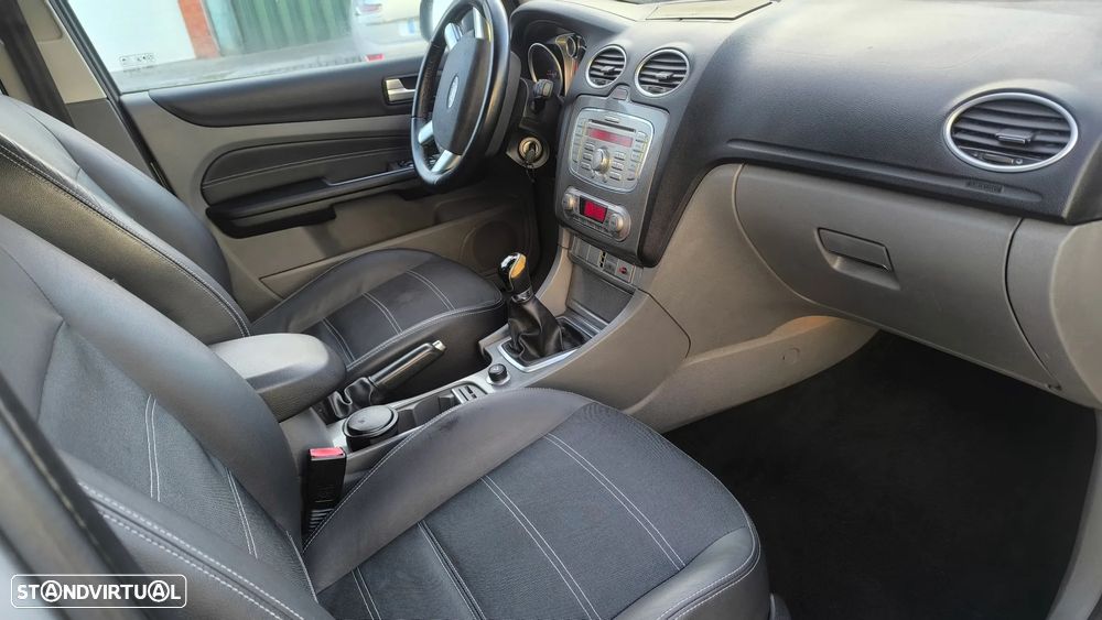 Ford Focus SW 1.6 TDCi Titanium 17 - 12