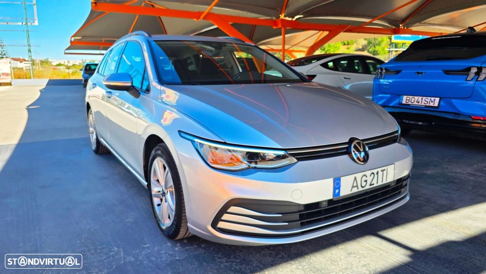 VW Golf Variant 1.0 eTSI Life DSG - 23