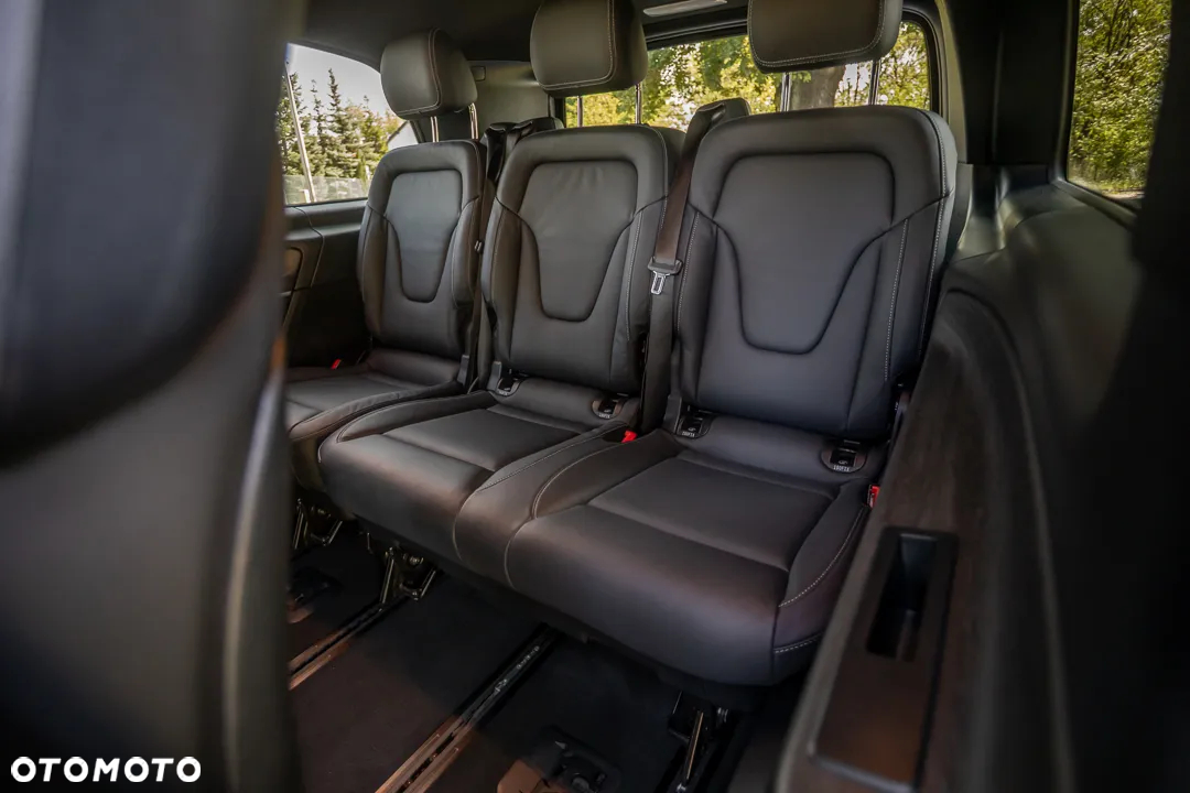 Mercedes-Benz Klasa V 250 d extralang 9G-TRONIC Avantgarde - 15
