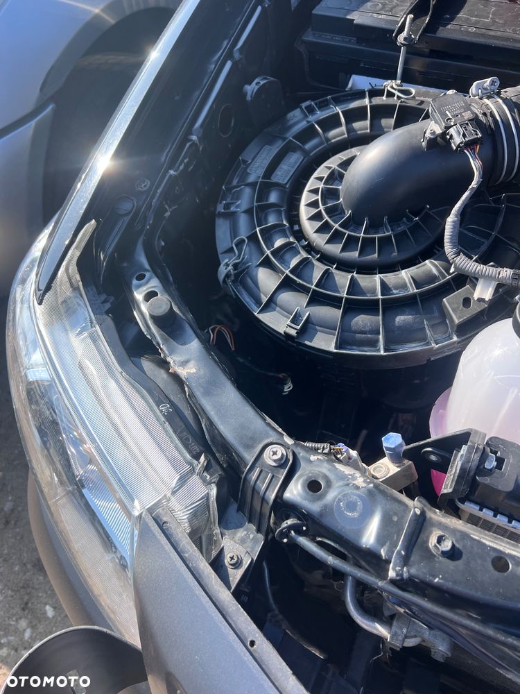 Toyota Hilux 3.0 D-4D Invincible - 32