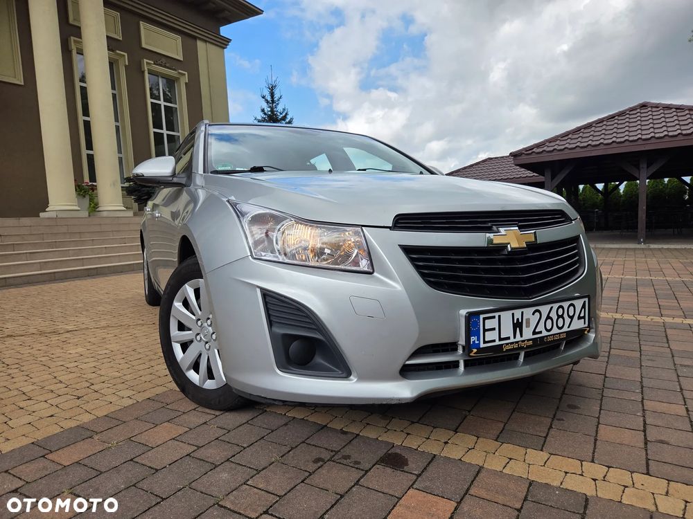 Chevrolet Cruze 1.6 LS - 20