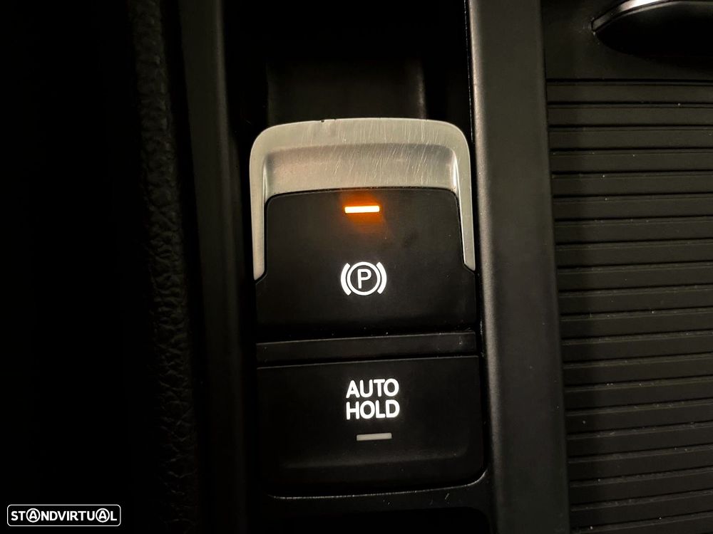 VW Golf Variant 1.6 TDi GPS Edition - 31