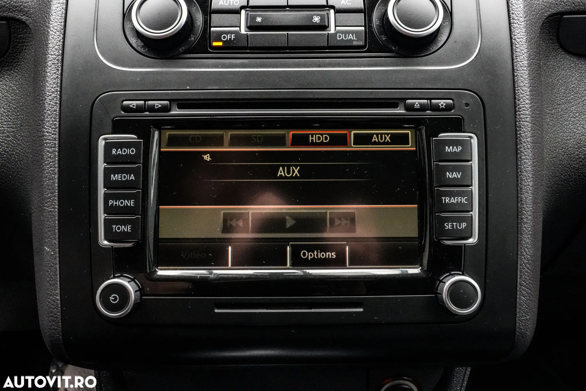 Volkswagen Touran Cross 2.0 TDI DSG - 23