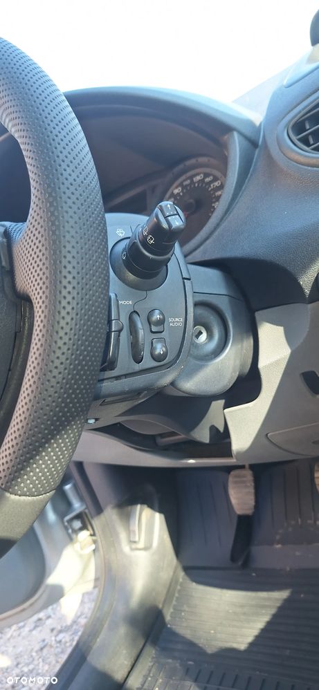 Renault Clio - 6