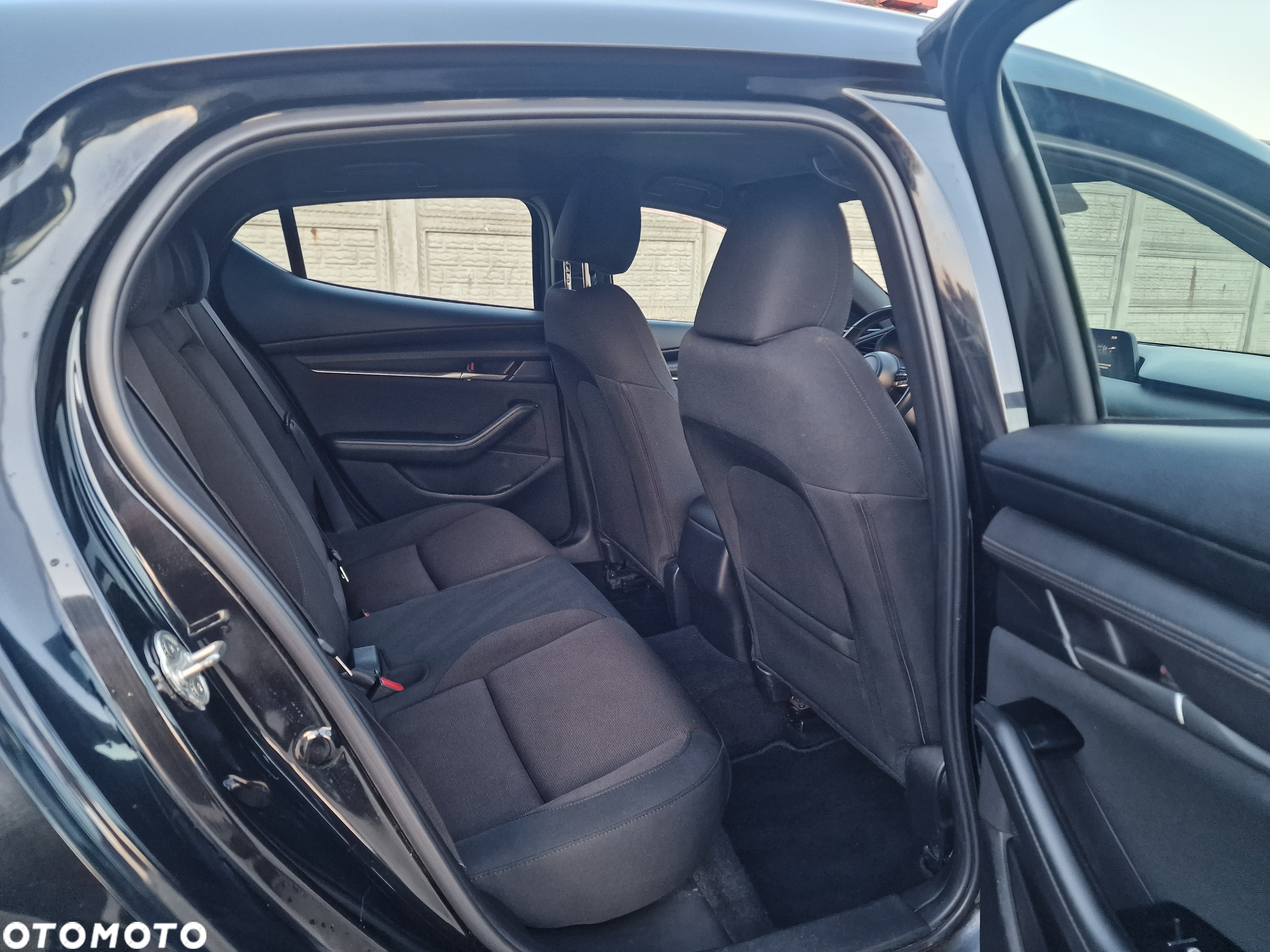Mazda 3 e-SKYACTIV-G 2.0 M HYBRID - 19