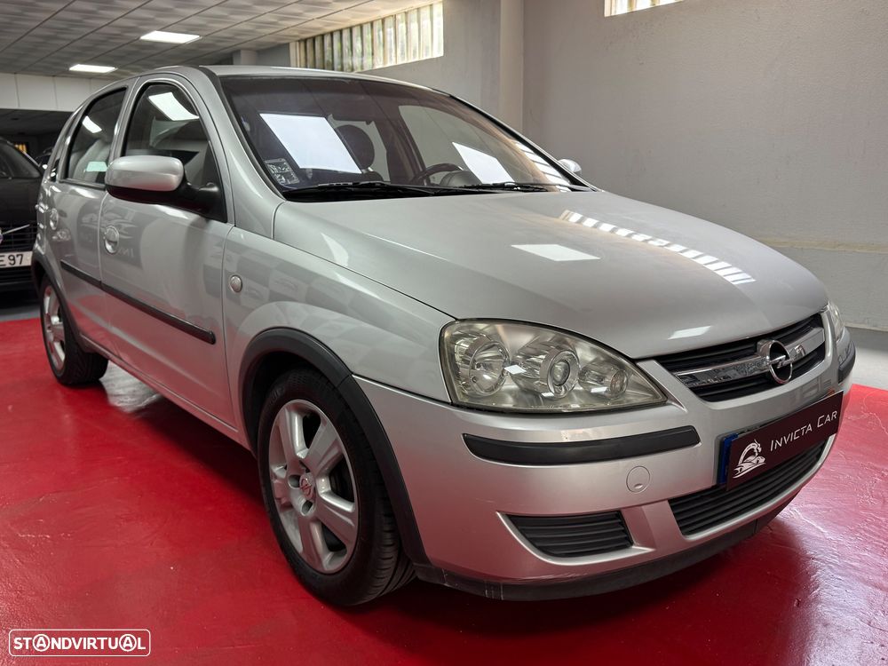 Opel Corsa 1.2 Twinport Cosmo - 9