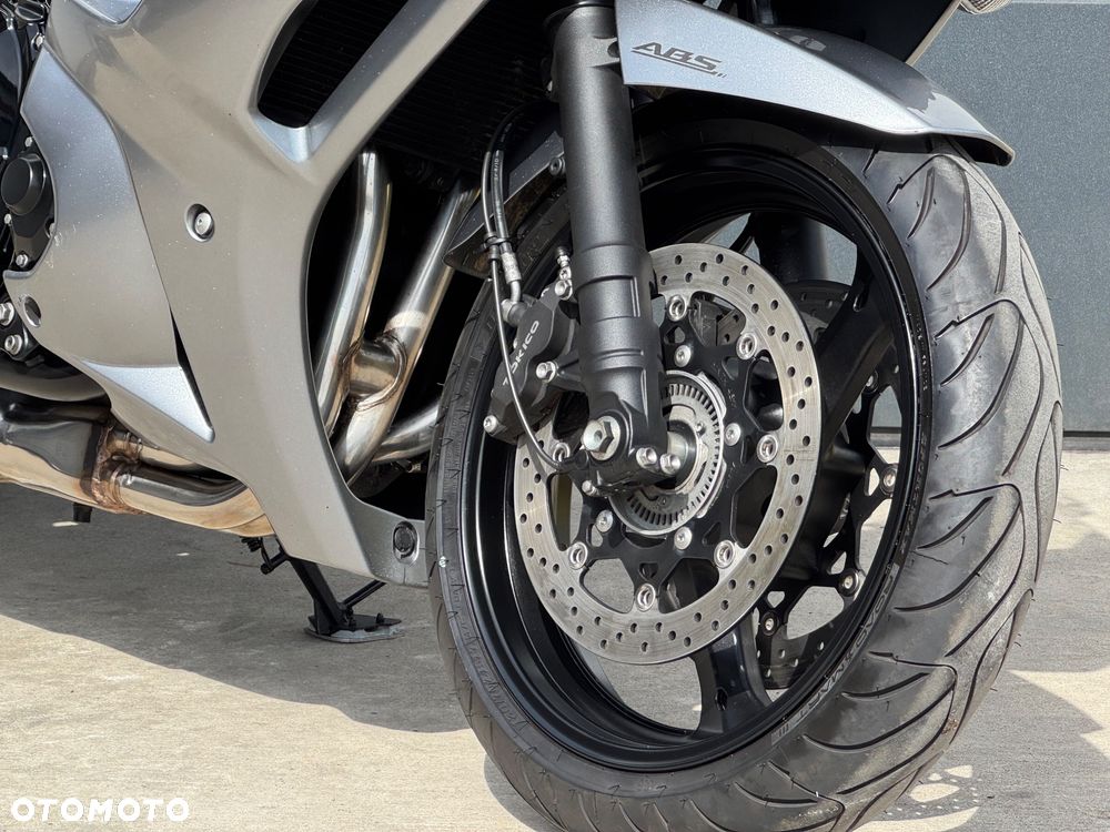 Suzuki GSX - 7