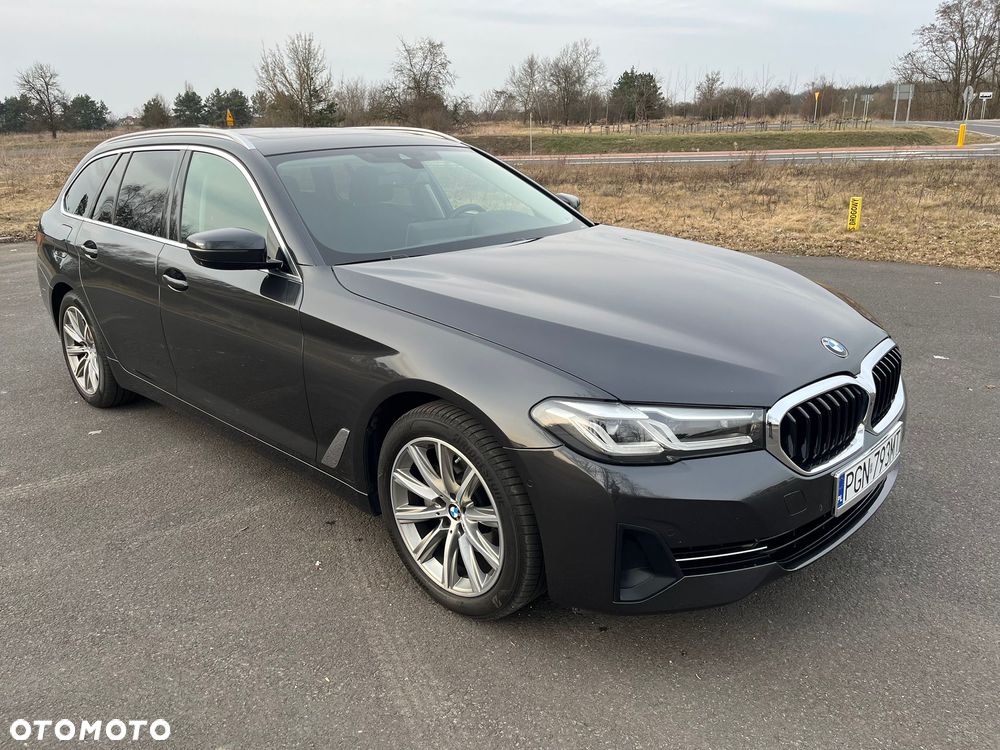 BMW Seria 5 520d Luxury Line sport - 14