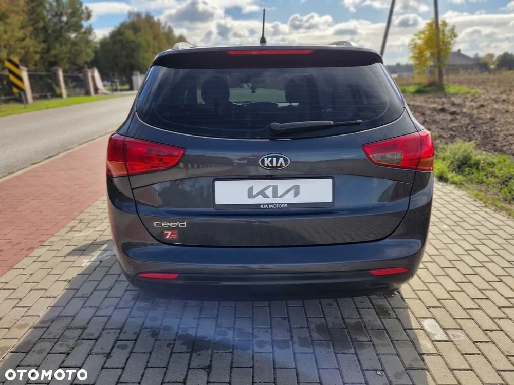 Kia Ceed 1.6 GDI M - 4
