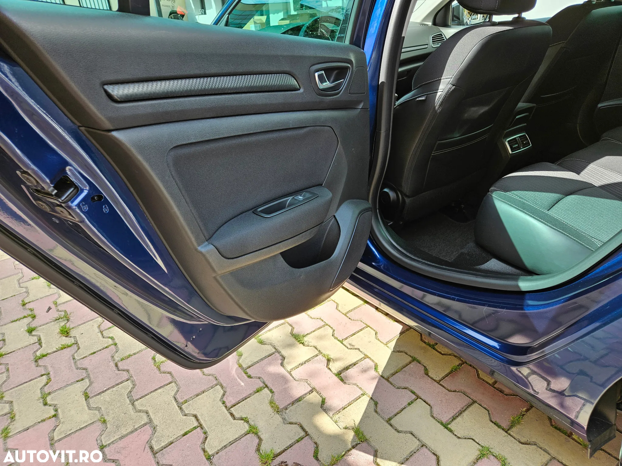 Renault Megane Energy dCi EDC Intens - 13