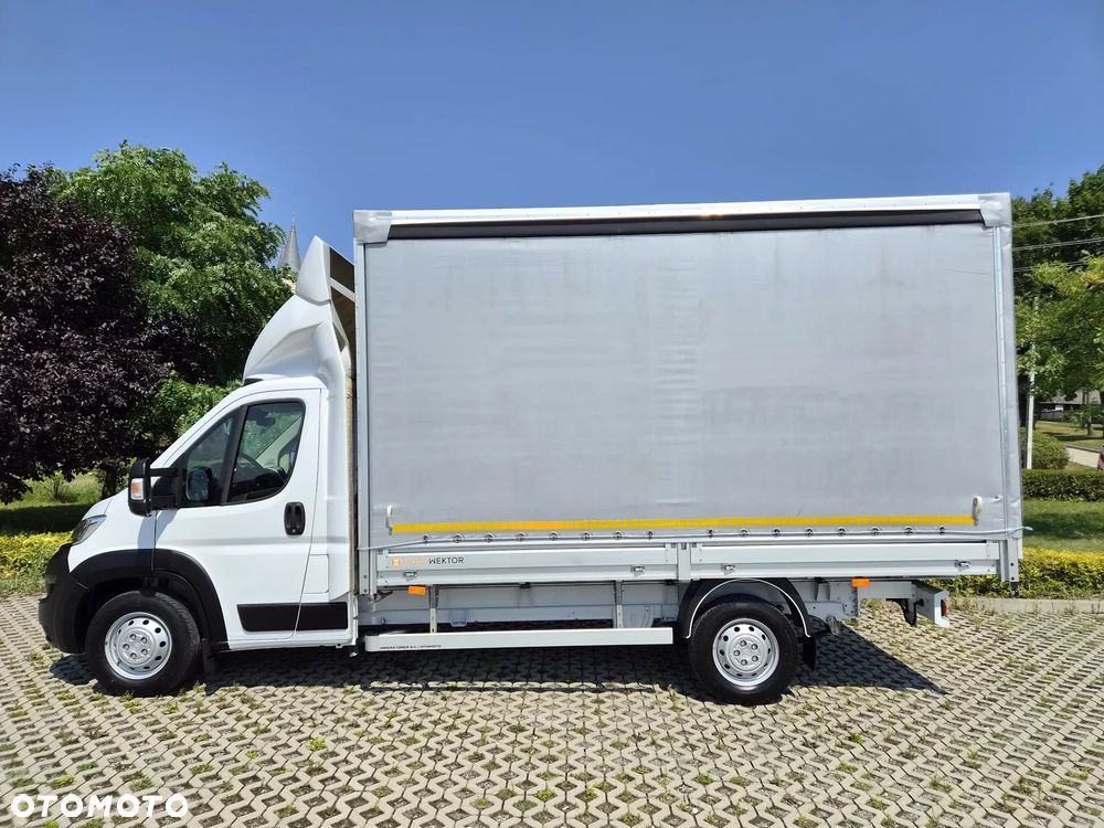 Opel Movano - 4