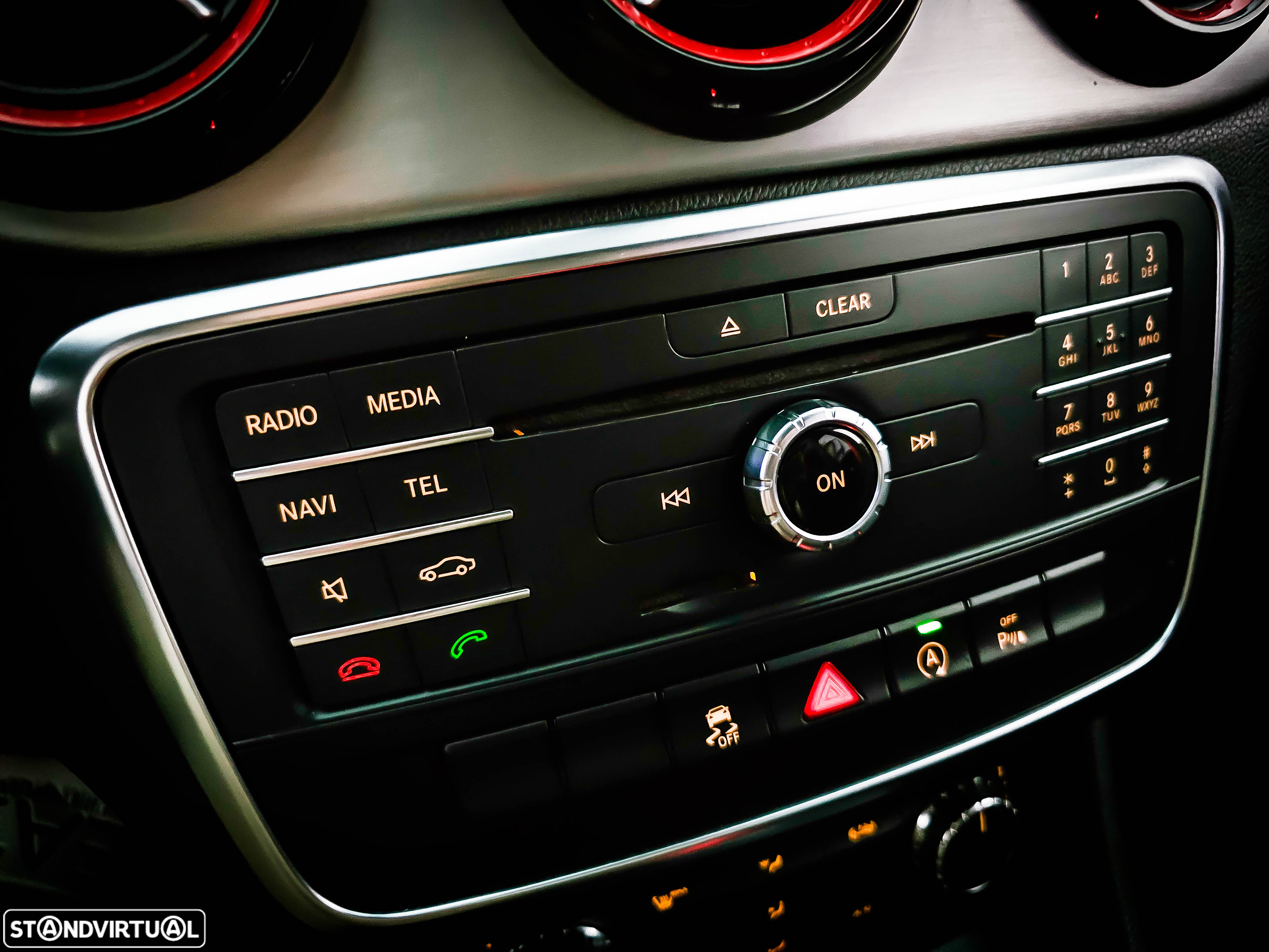 Mercedes-Benz CLA 45 AMG 4Matic 7G-DCT - 33