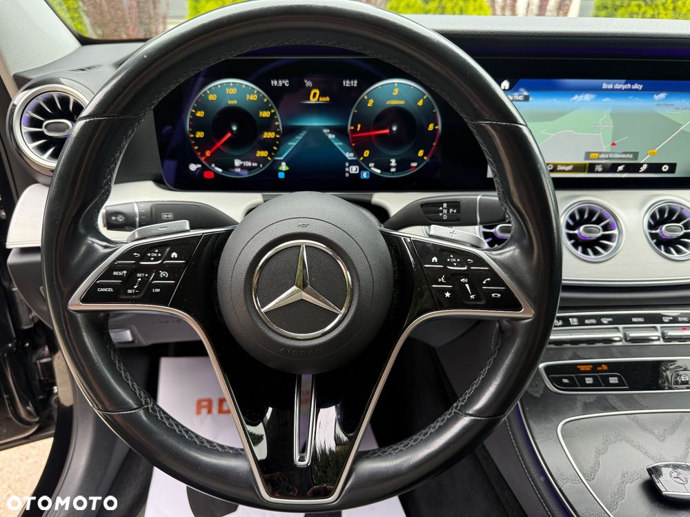 Mercedes-Benz Klasa E 220 d 4-Matic 9G-TRONIC - 30