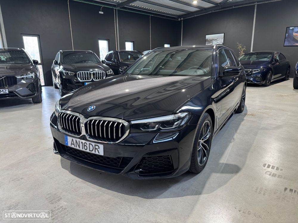 BMW 530 e Pack Desportivo M - 5