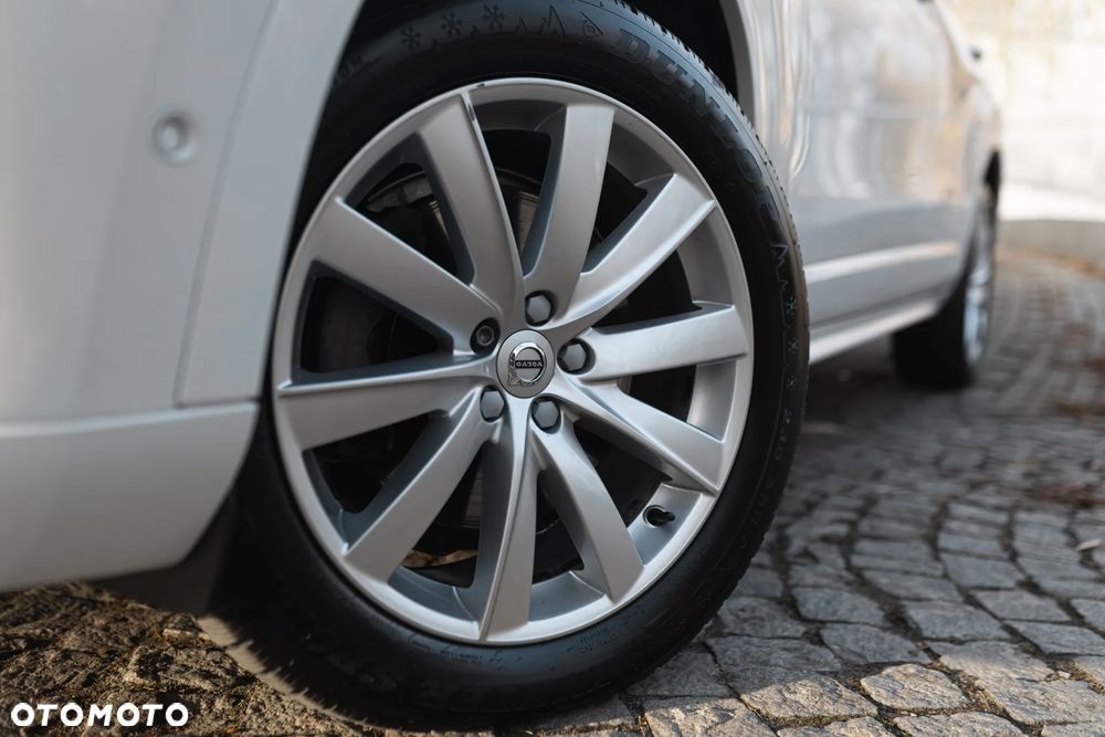 Volvo XC 90 D5 AWD Momentum - 12