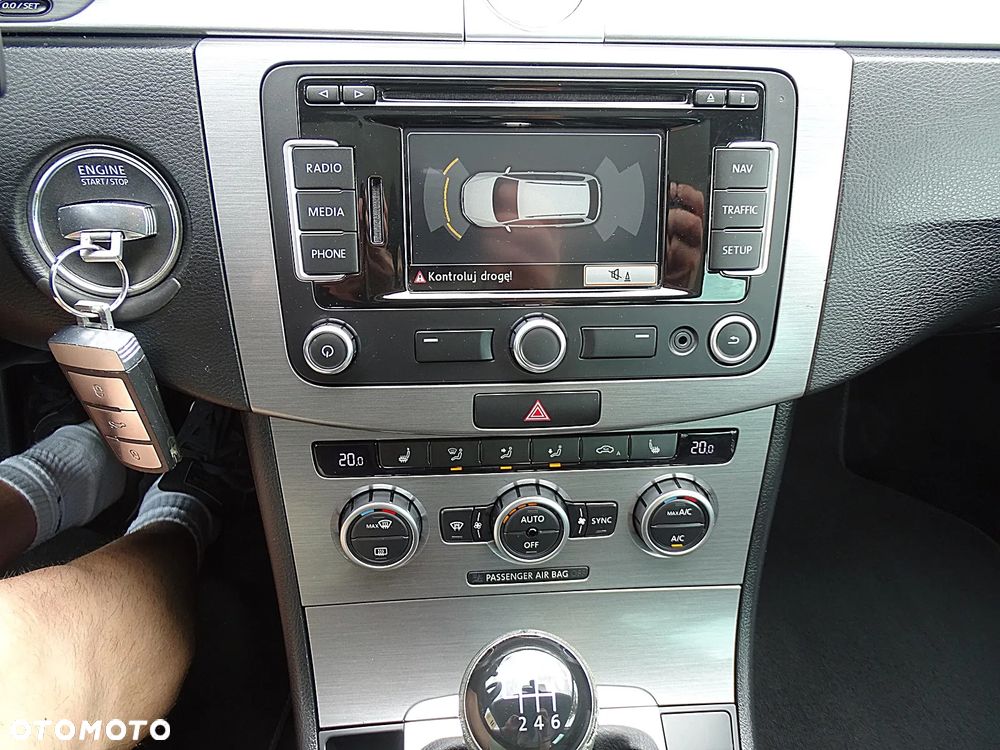 Volkswagen Passat Variant 2.0 TDI DPF Highline - 33