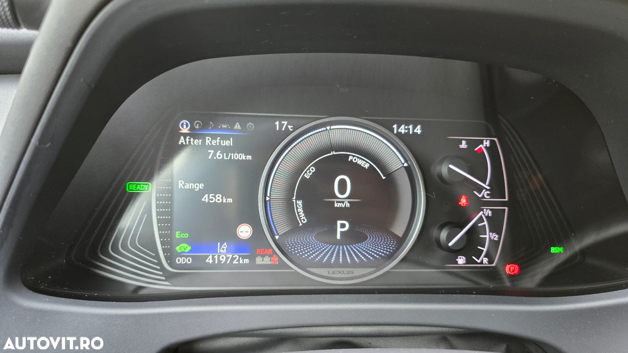 Lexus UX 250h FWD Executive - 18