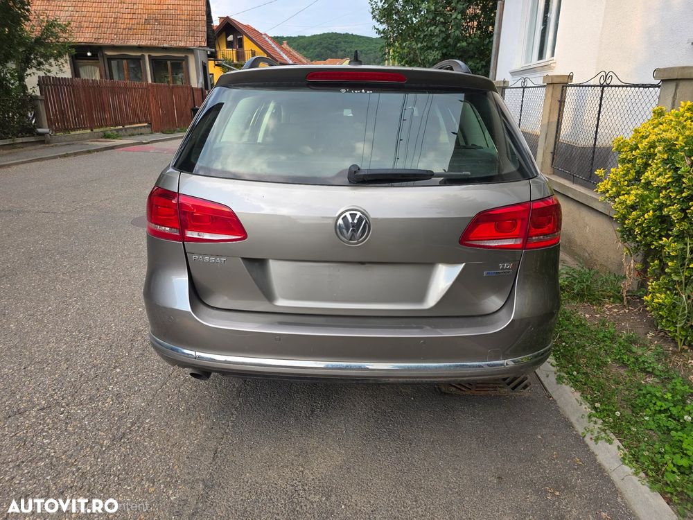 Volkswagen Passat 1.6 TDI DPF BlueMotion - 13