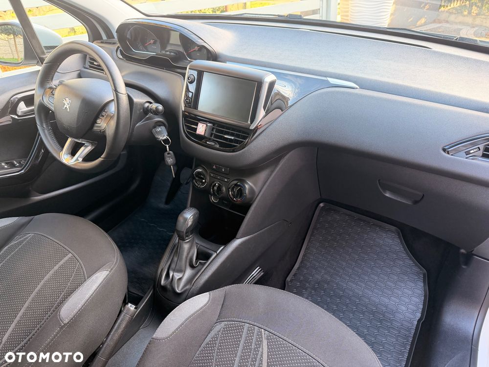 Peugeot 208 HDi 68 Like - 23