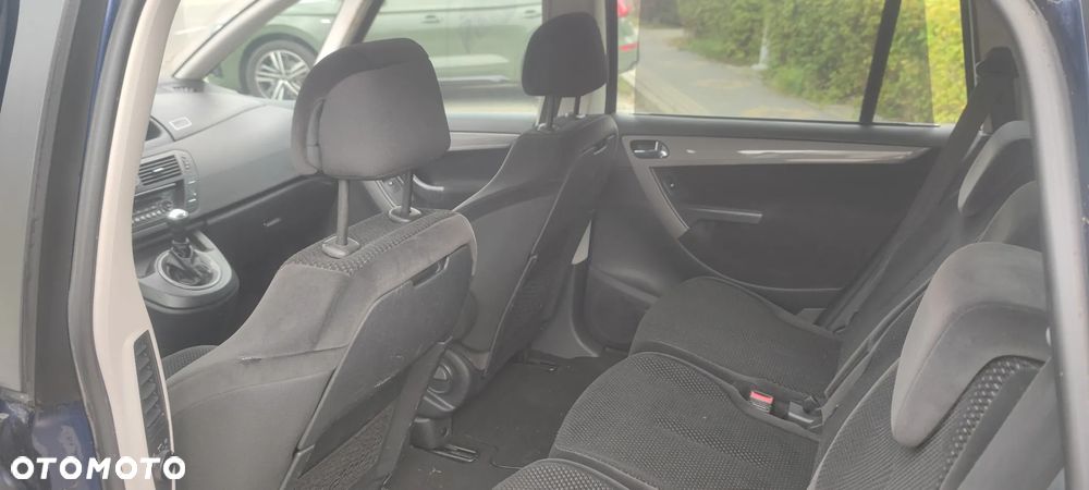 Citroën C4 Grand Picasso 1.8 16V Style - 8